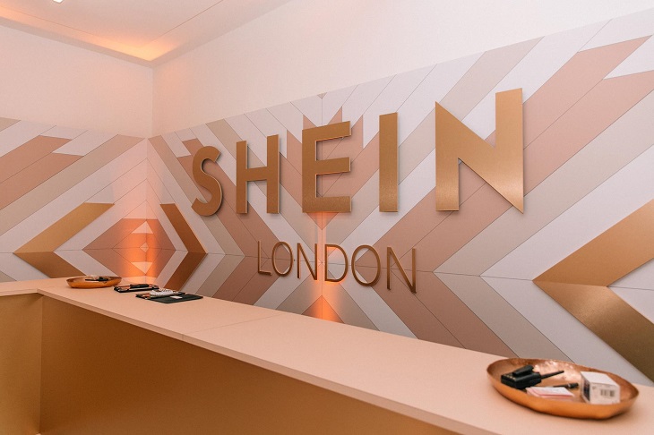 SHEIN的光環(huán)不是超過Amazon，而是拿下了全球快時尚移動端一半的DAU